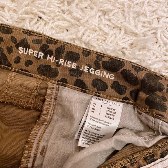 ☼ NWOT cheetah print american eagle jeans - Picture 6 of 7